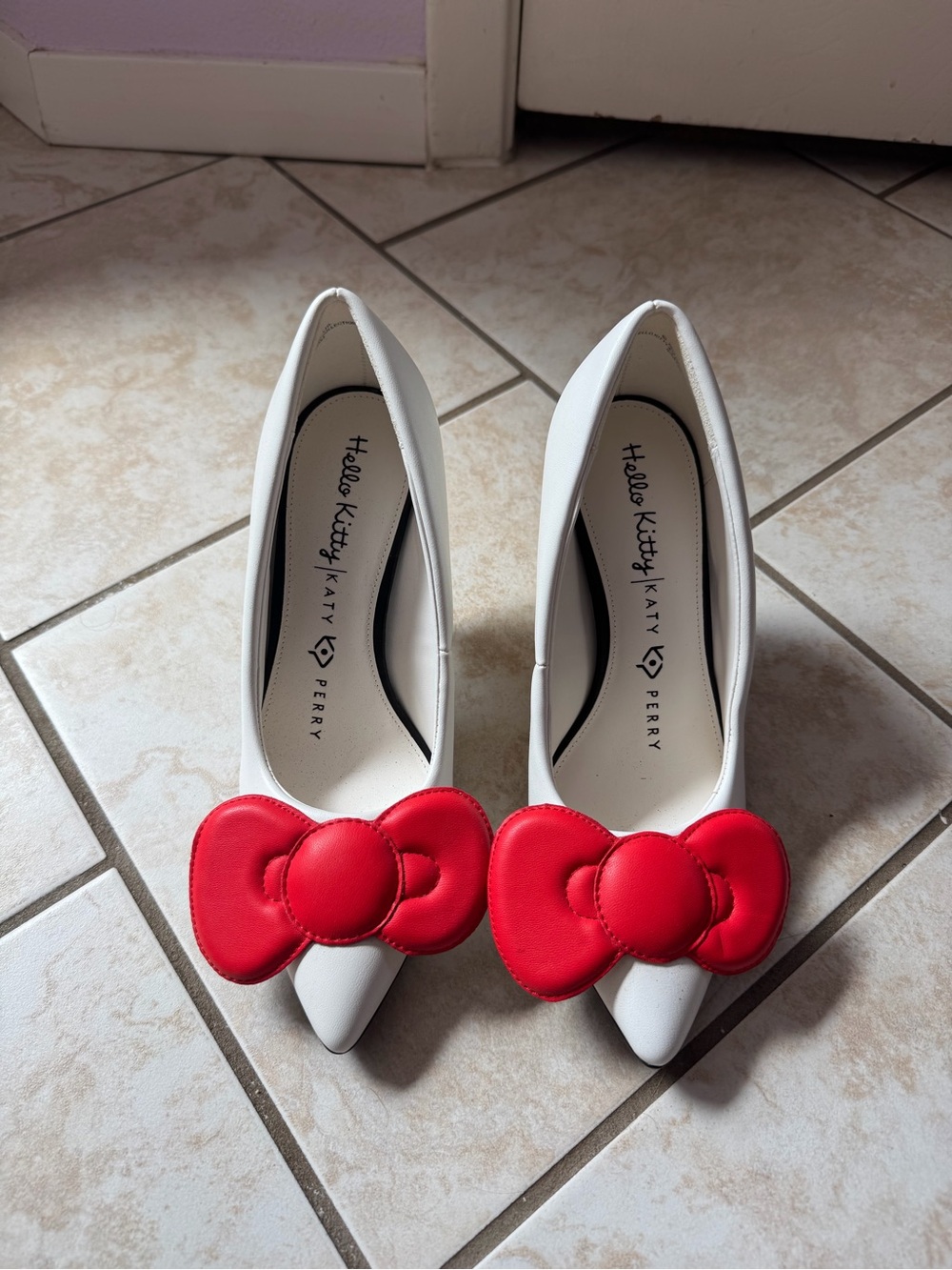 Katy Perry X Hello Kitty Discontinued White Pointed Flats with Red Bow